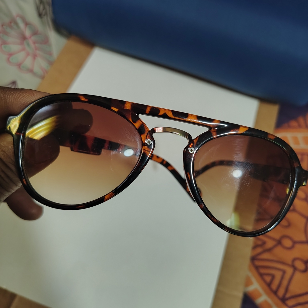 😮🔥 MENS Tortoise Shell ( UNISEX 😎) Sunglasses - Brown Gradient Lenses